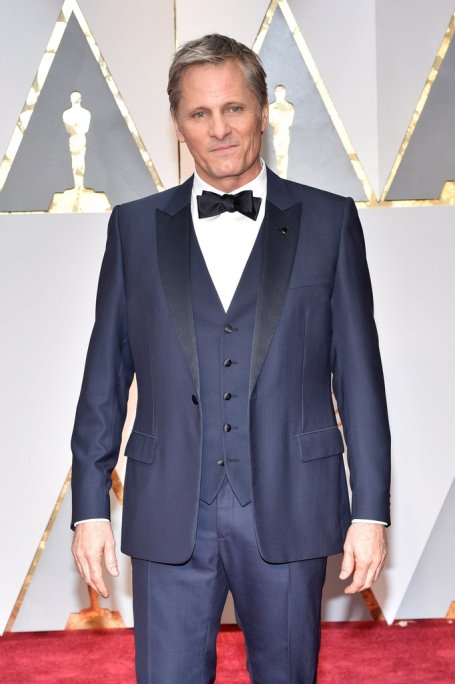 viggo-mortensen-dior